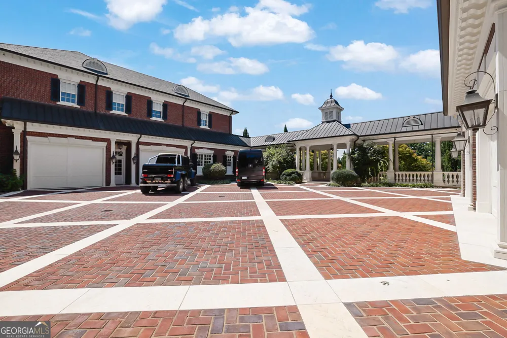 5200 Moore RD Suwanee, GA 30024