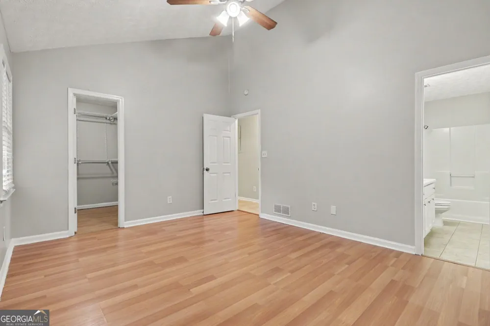 2765 Poplar LN Cumming, GA 30041