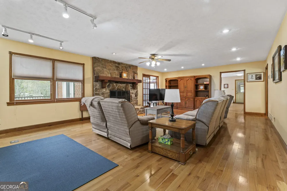 161 Minter DR Hampton, GA 30228