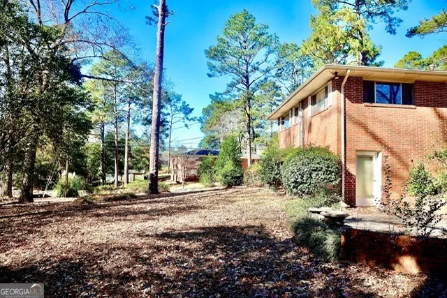 100 Brett AVE Warner Robins, GA 31088