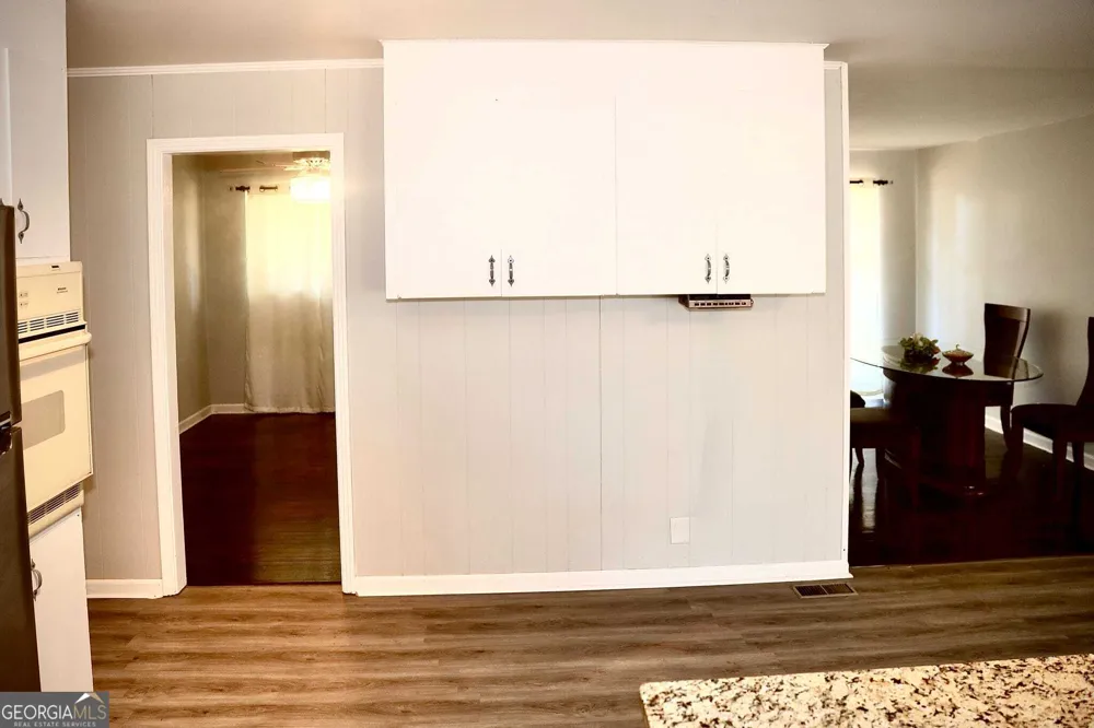 100 Brett AVE Warner Robins, GA 31088