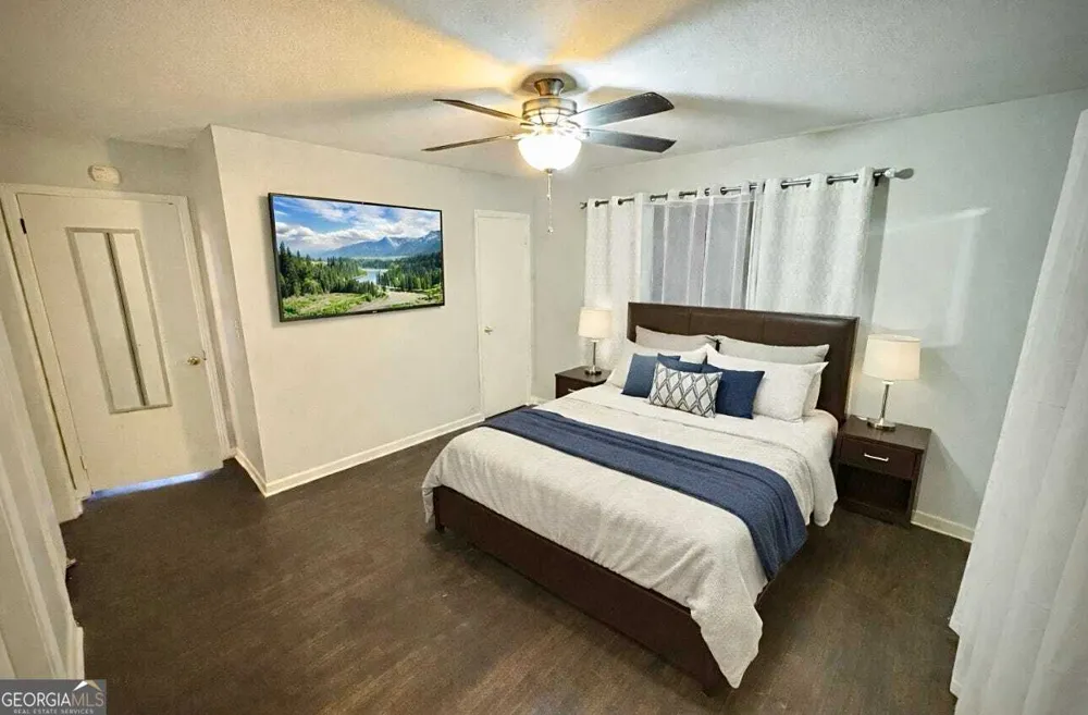 100 Brett AVE Warner Robins, GA 31088