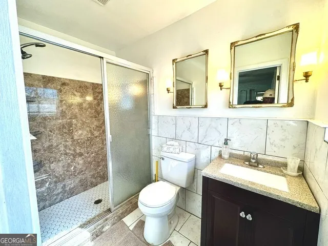 100 Brett AVE Warner Robins, GA 31088