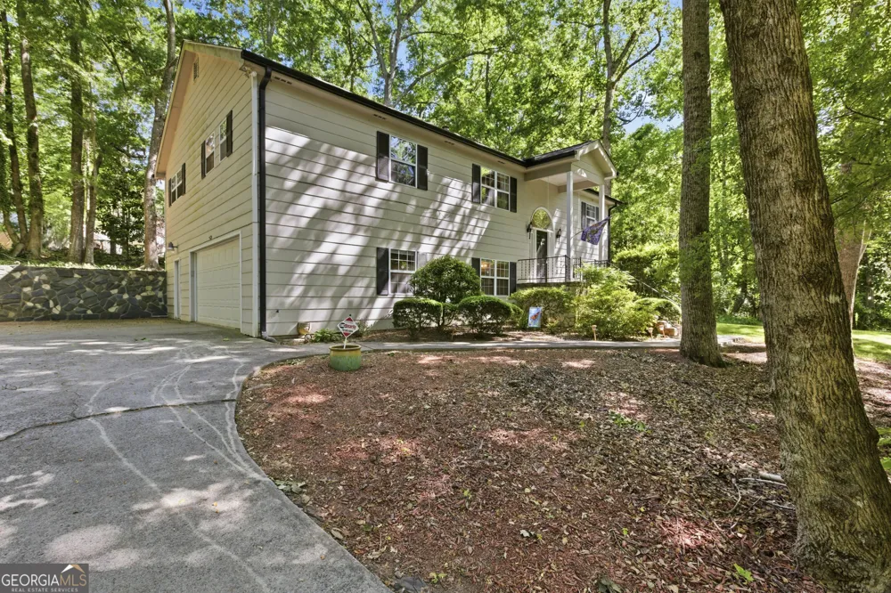 325 Springwood DR Clarkesville, GA 30523