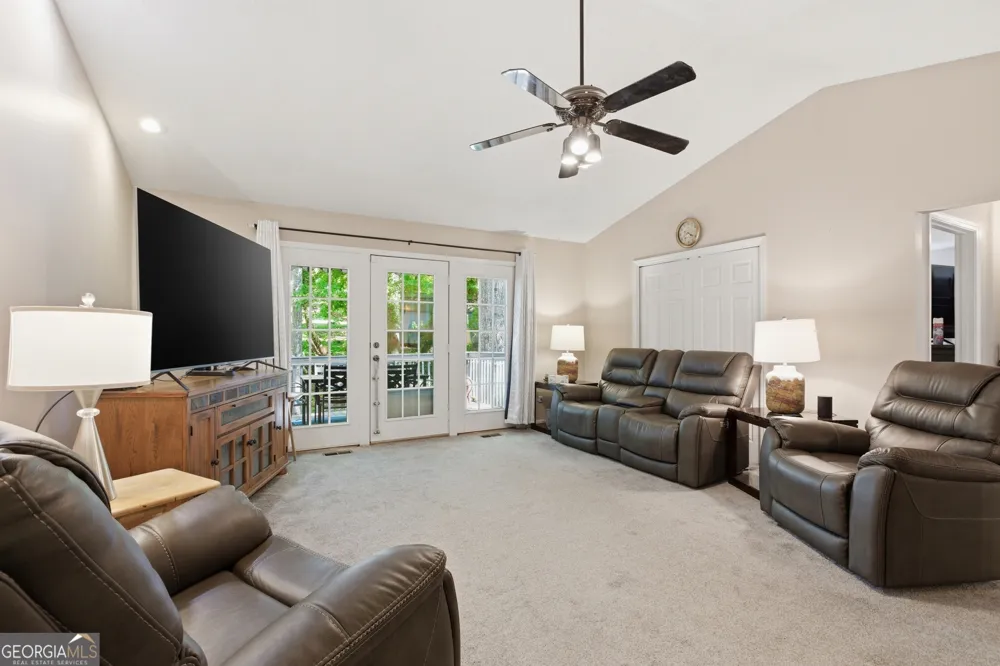 325 Springwood DR Clarkesville, GA 30523