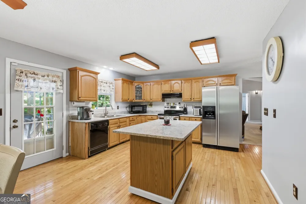 325 Springwood DR Clarkesville, GA 30523