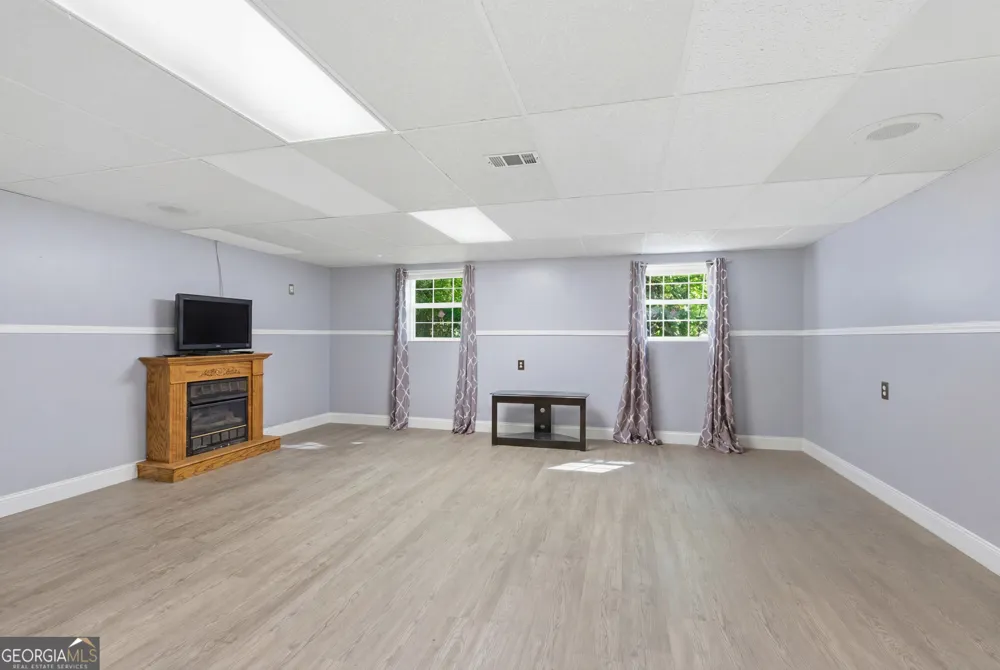 325 Springwood DR Clarkesville, GA 30523