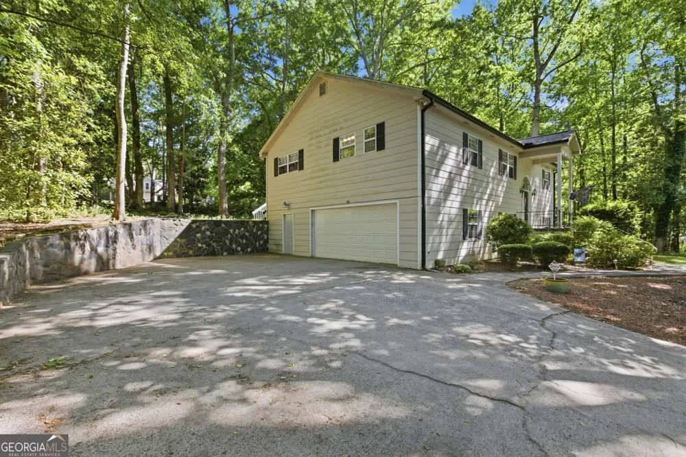 325 Springwood DR Clarkesville, GA 30523