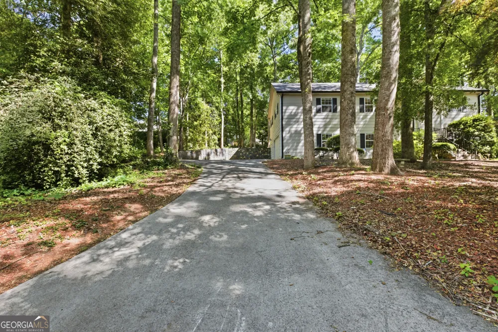 325 Springwood DR Clarkesville, GA 30523