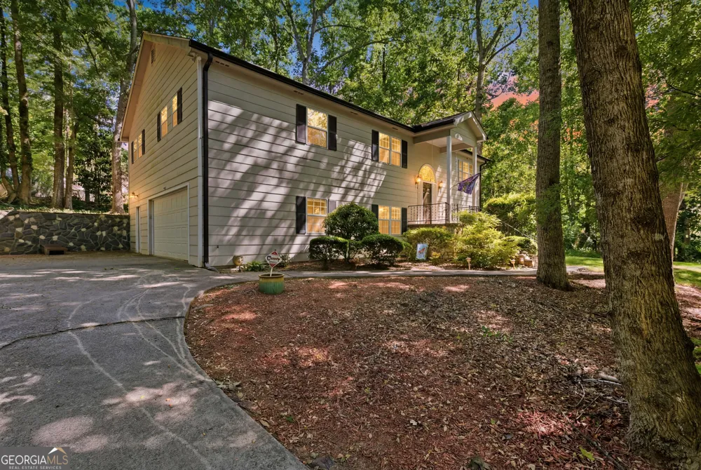 325 Springwood DR Clarkesville, GA 30523