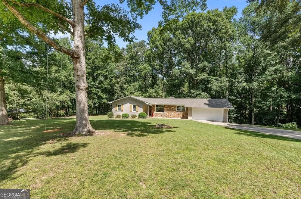 215 Eldorado DR Carrollton, GA 30116