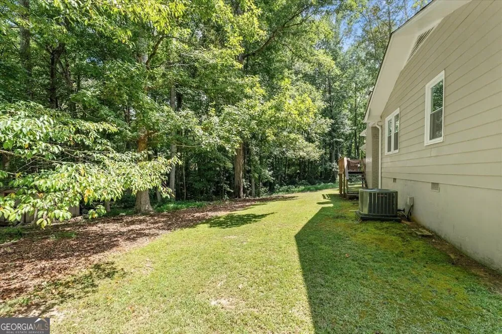 215 Eldorado DR Carrollton, GA 30116