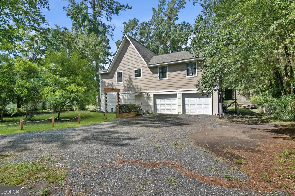 641 Tideland DR Midway, GA 31320