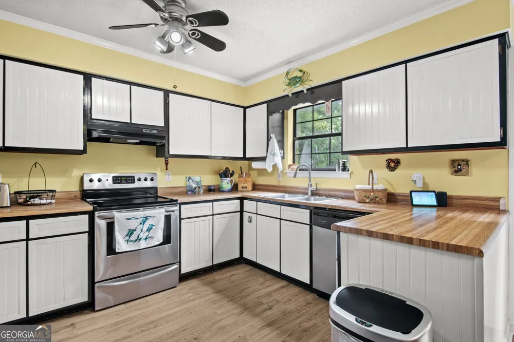 641 Tideland DR Midway, GA 31320