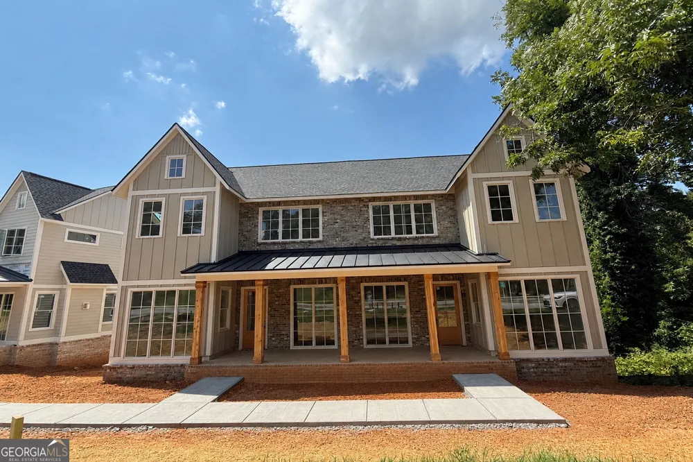1057 Riverside DR Gainesville, GA 30501