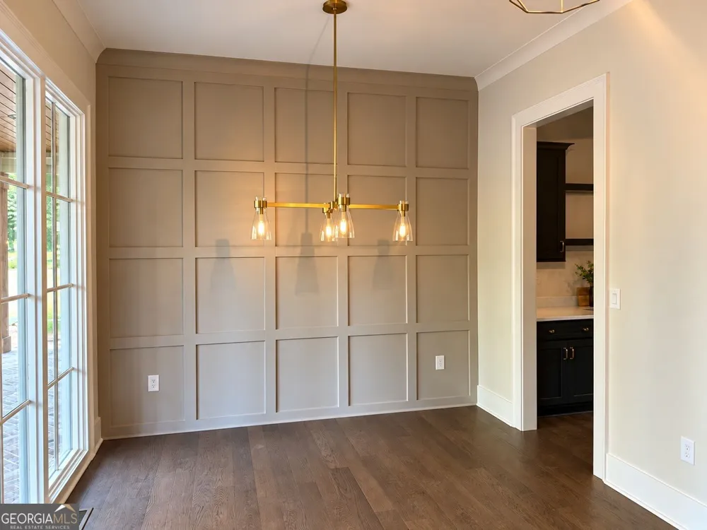 1057 Riverside DR Gainesville, GA 30501