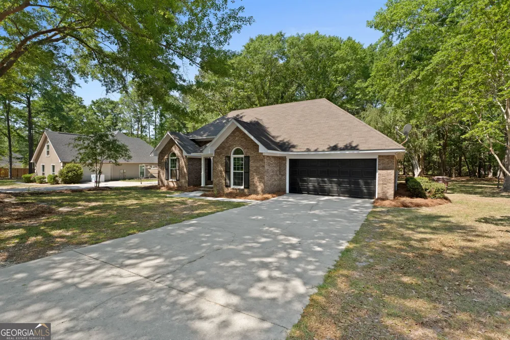 205 Mossberg CIR Statesboro, GA 30461