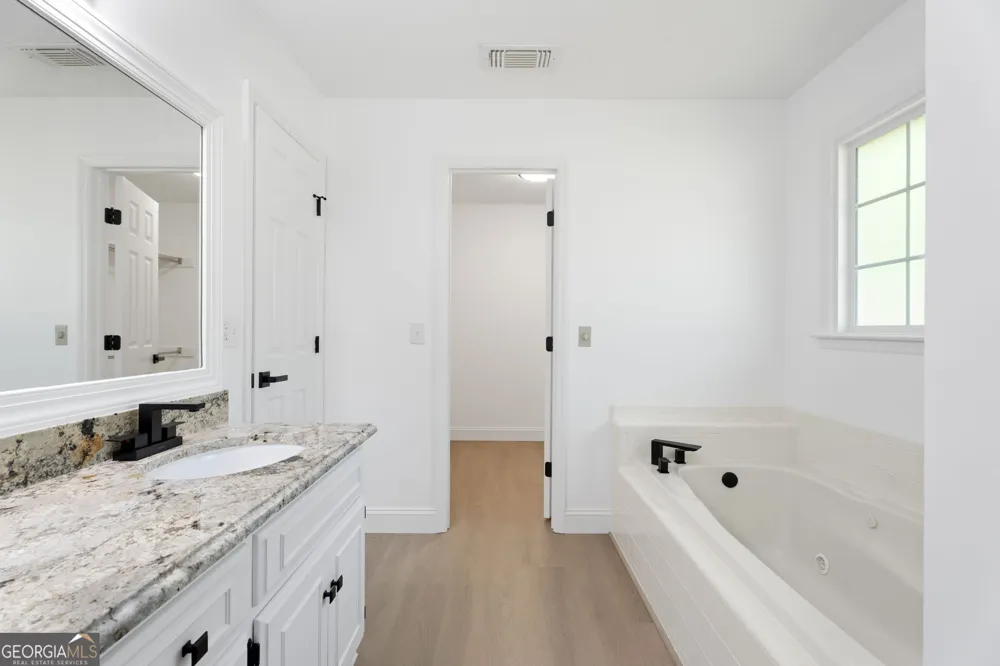 205 Mossberg CIR Statesboro, GA 30461