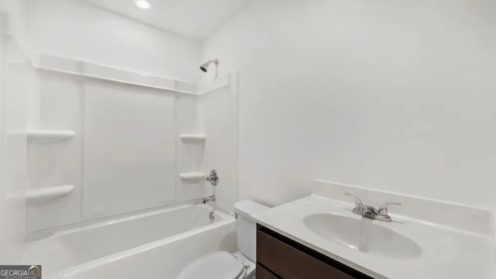 509 Hayes LN Canton, GA 30115