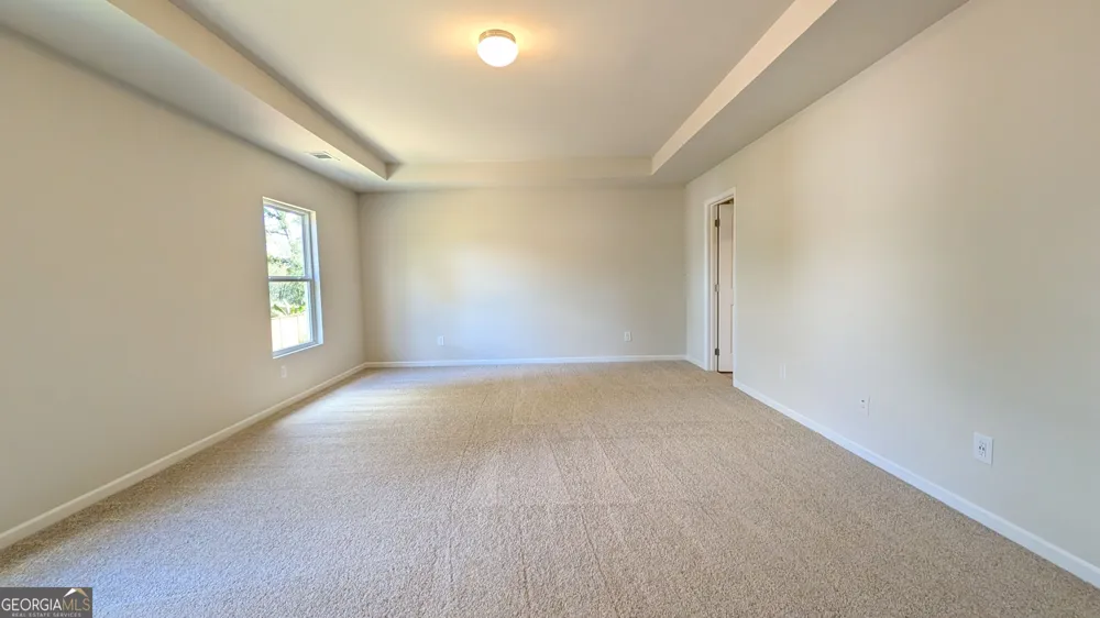 521 Hayes LN Canton, GA 30115