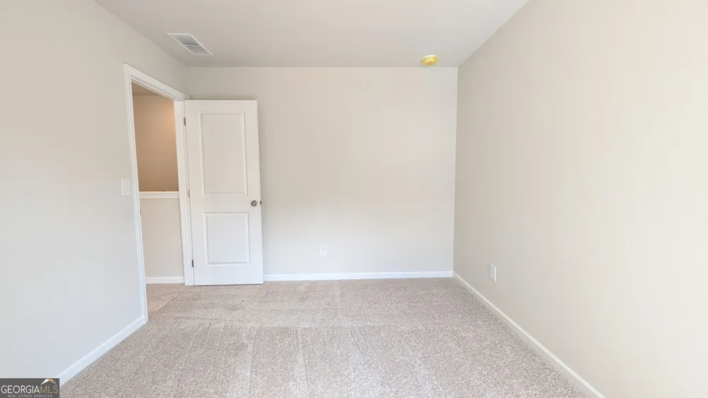 521 Hayes LN Canton, GA 30115