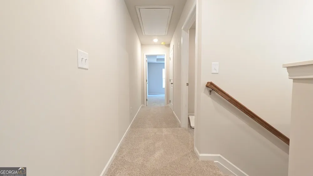 521 Hayes LN Canton, GA 30115