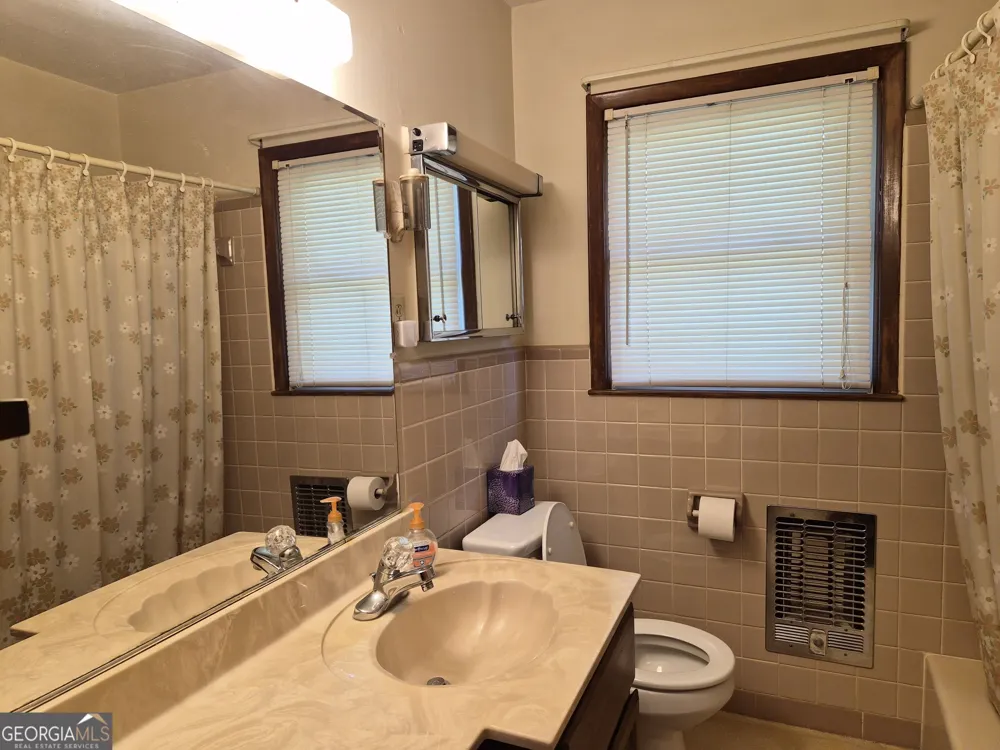209 Self ST Warner Robins, GA 31088