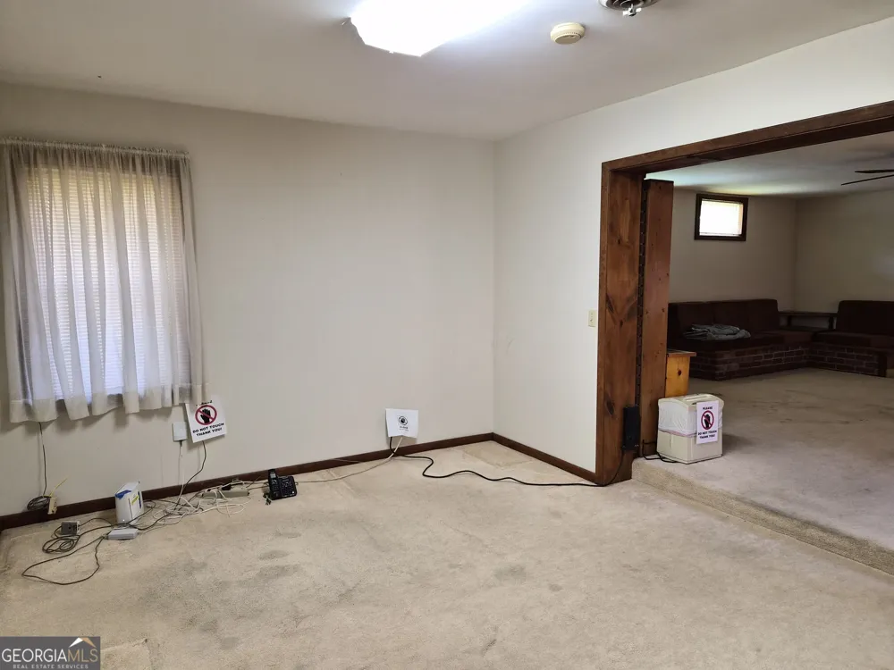 209 Self ST Warner Robins, GA 31088