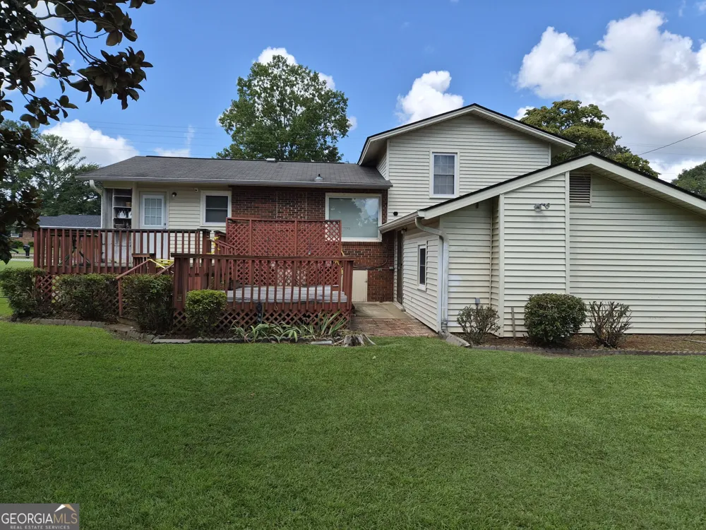 209 Self ST Warner Robins, GA 31088