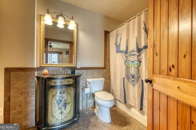 230 Smokin RDG Hayesville, NC 28904