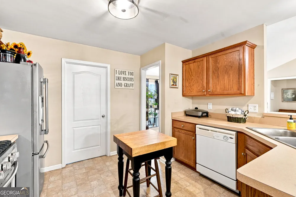 35 Sandstone CT Douglasville, GA 30134