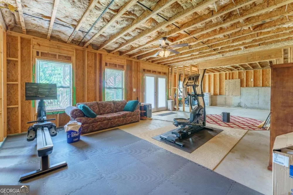 4210 Woodward Walk LN Suwanee, GA 30024