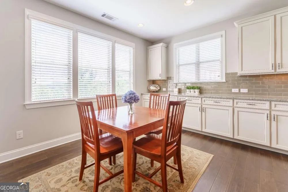 4210 Woodward Walk LN Suwanee, GA 30024