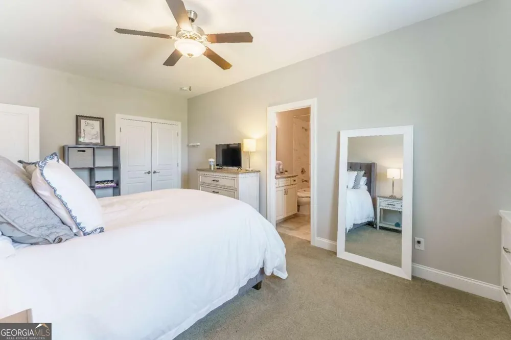 4210 Woodward Walk LN Suwanee, GA 30024