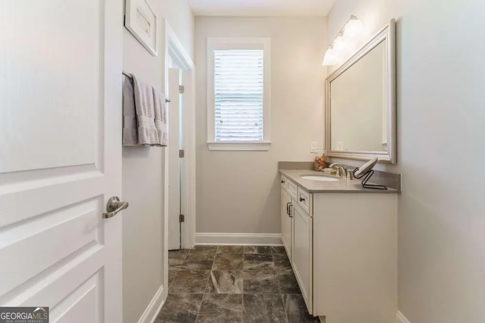 4210 Woodward Walk LN Suwanee, GA 30024