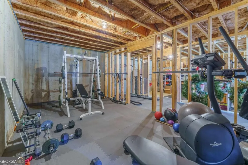 4210 Woodward Walk LN Suwanee, GA 30024