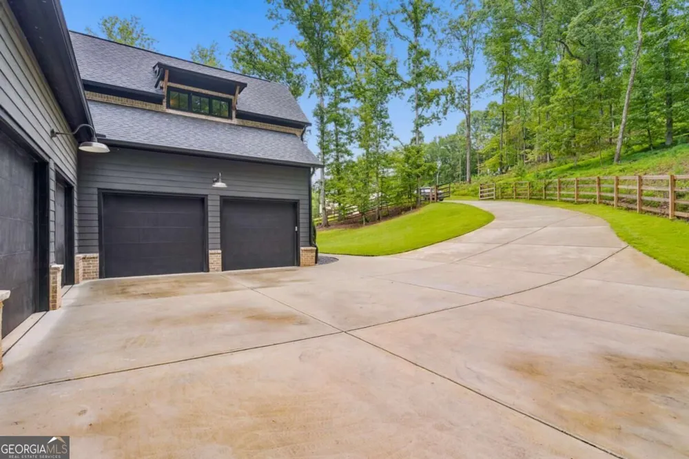 5676 Kennedy RD Suwanee, GA 30024