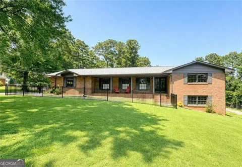 381 Chicopee DR NE