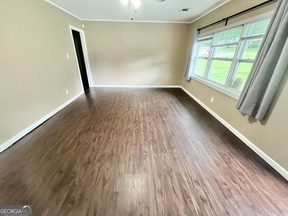 4415 Oak ST Oakwood, GA 30566