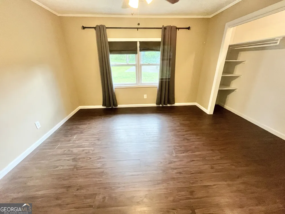 4415 Oak ST Oakwood, GA 30566
