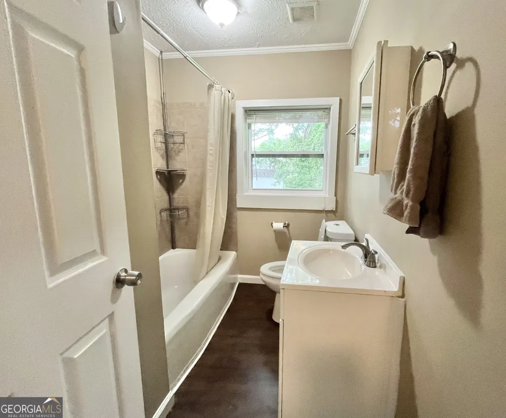 4415 Oak ST Oakwood, GA 30566