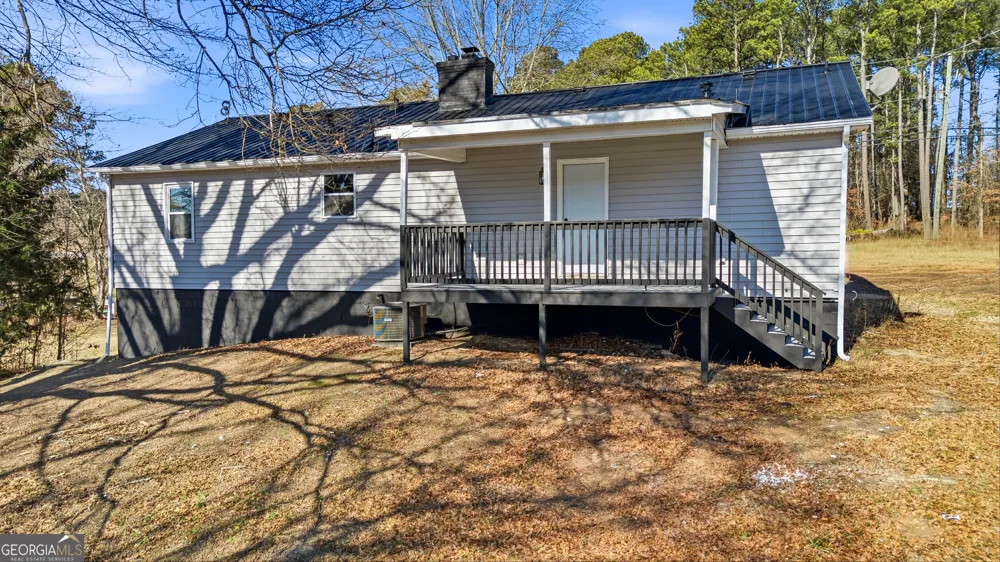 1781 Brooks RD Dacula, GA 30019