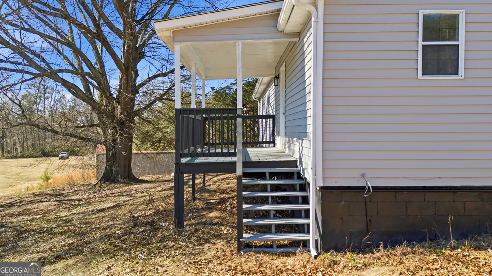 1781 Brooks RD Dacula, GA 30019