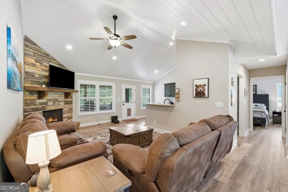 151 Old South DR Ellijay, GA 30540