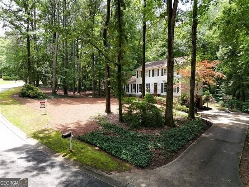 60 Camp DR Carrollton, GA 30117