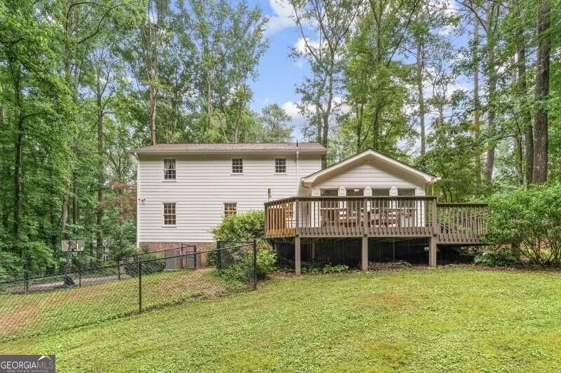 60 Camp DR Carrollton, GA 30117