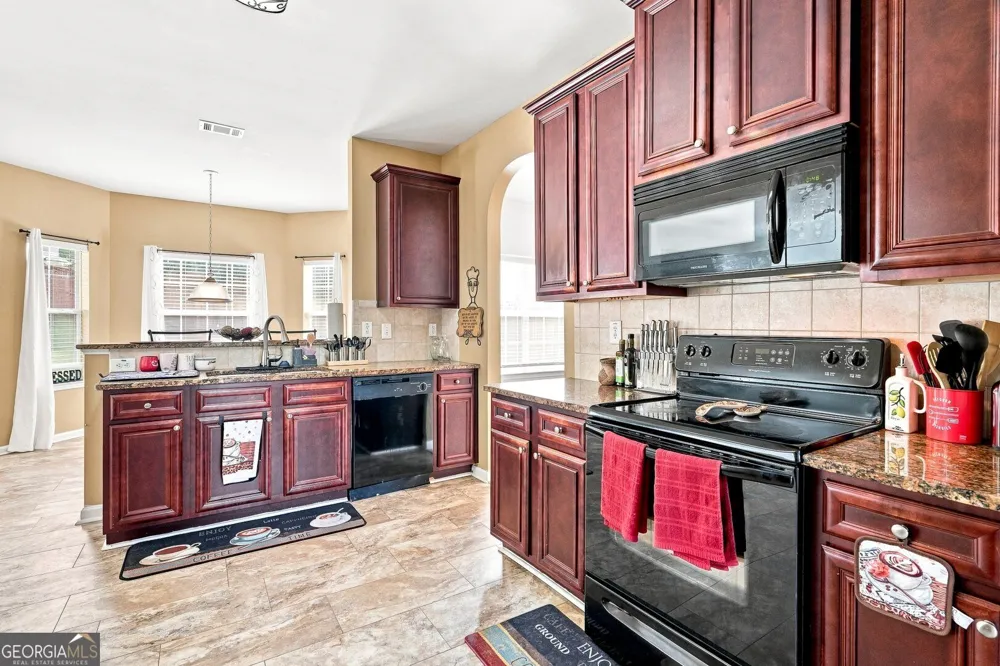2162 Poplar Falls AVE Lithonia, GA 30058