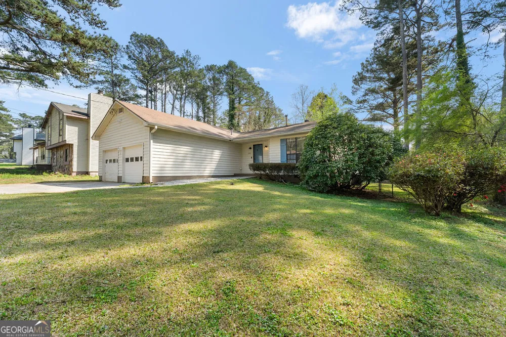 528 Raintree DR Jonesboro, GA 30238