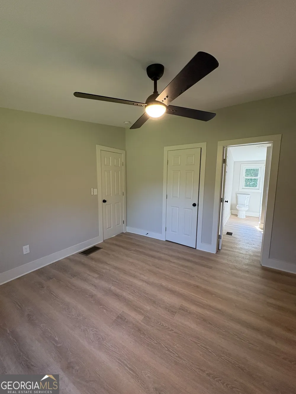 2032 Four Notch RD Carrollton, GA 30116