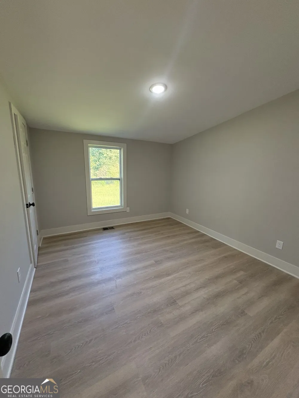 2032 Four Notch RD Carrollton, GA 30116